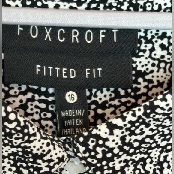 Black and White Button-Up Shirt - Picture 3 of 5